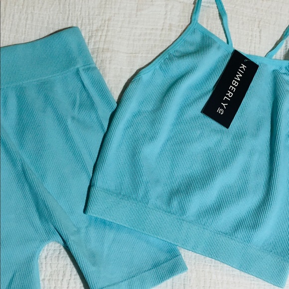 Women's Seamless Racerback Top & Biker Short Set - Picture 7 of 8